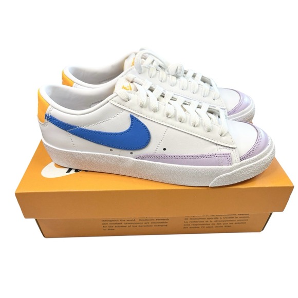 Nike Shoes - NEW Nike Blazer Low 77 Women's Size 8 Sneaker‎